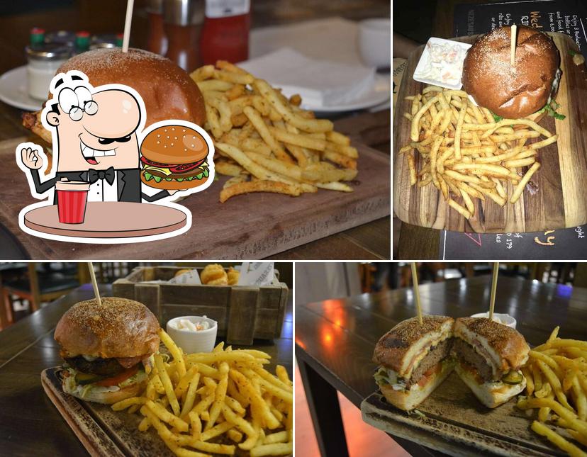 Nezesaussi Grill Downtown Dubai pub & bar, Dubai, Manzil Downtown