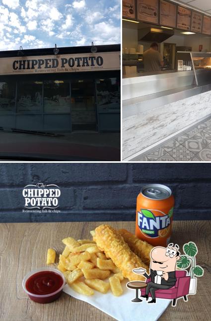 The Chipped Potato se distingue por su interior y comida