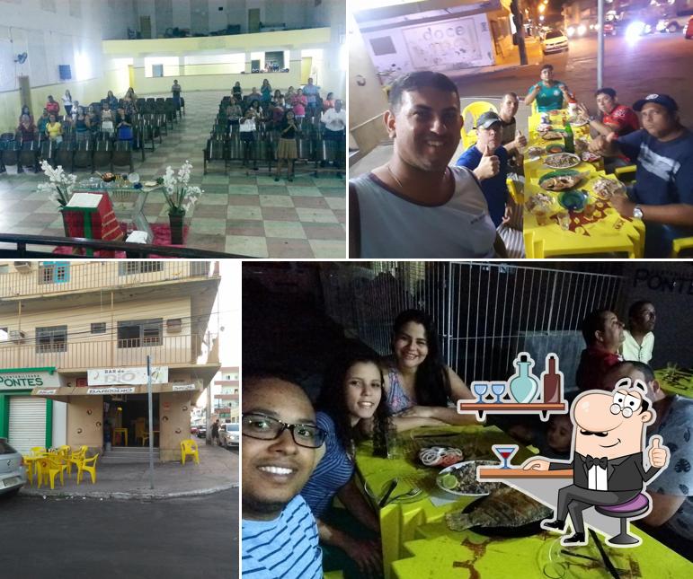O interior do Bar do Dió