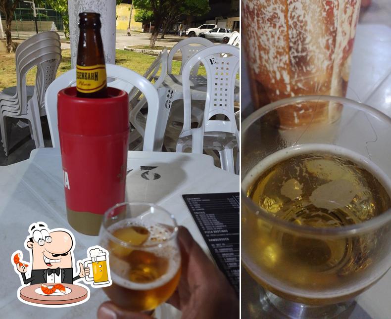 Peça uma tulipa de cerveja leve ou escura