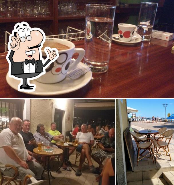 Gli interni di Buža Bar