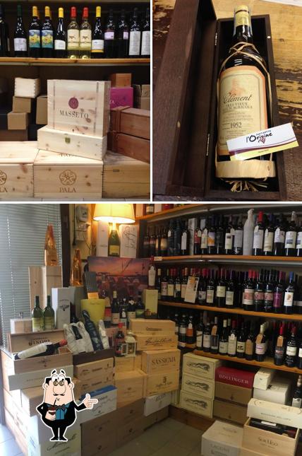 Goditi un drink a Enoteca Cantinetta L'Origine Di Nardi Alessio - Livorno