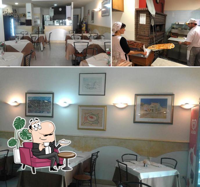 La foto della interni e esterno di Pizzeria da Sergio