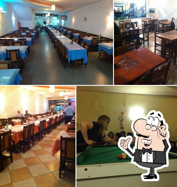 O interior do Restaurante João de Barro
