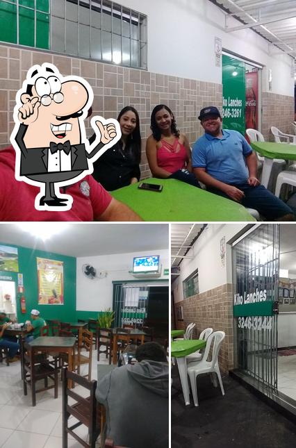 O interior do Kiko Lanches