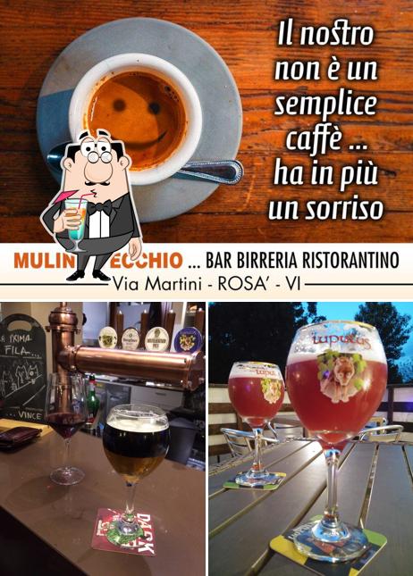 Prenditi un drink dal menu