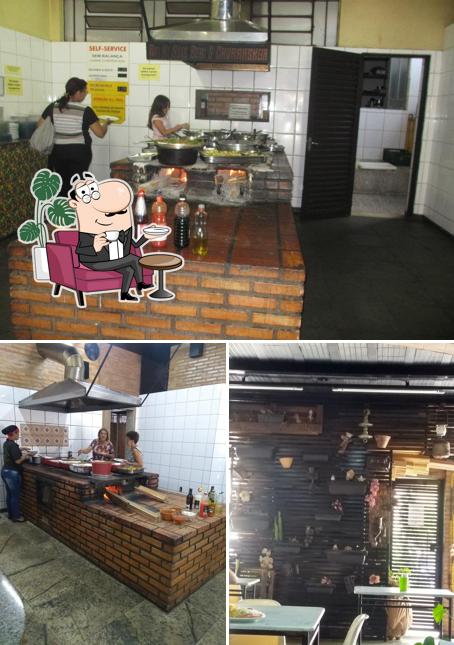 Veja imagens do interior do Restaurante Tia Salete