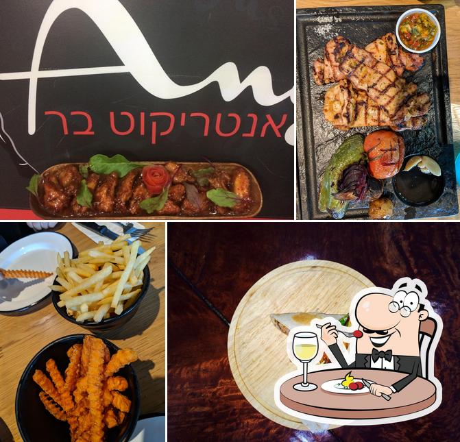 Food at Angus אנטריקוט בר