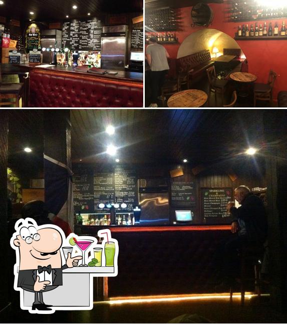 Blackfriars Wine Bar, 80 Scoresby St, Blackfriars Rd in London