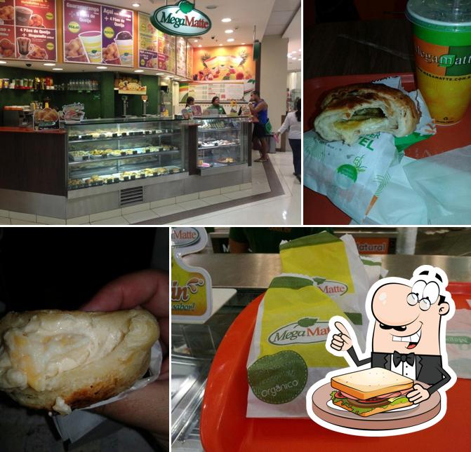 Sanduíches de queijo grelhado em Scada Café - Botafogo Praia Shopping