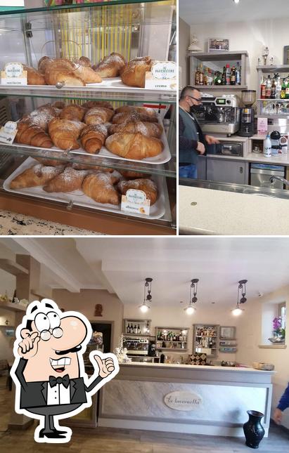 La interni e cibo del ristorante