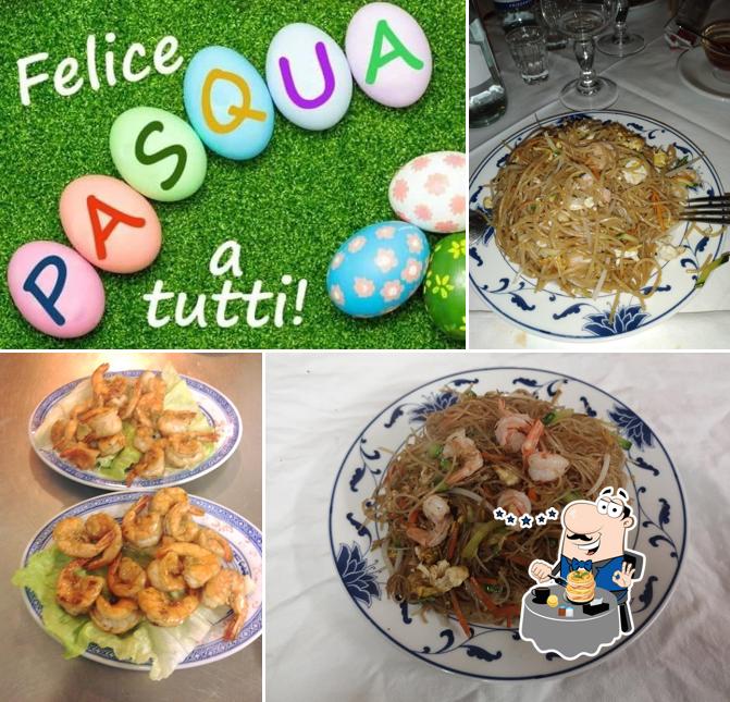Еда в "Nuova Asia"