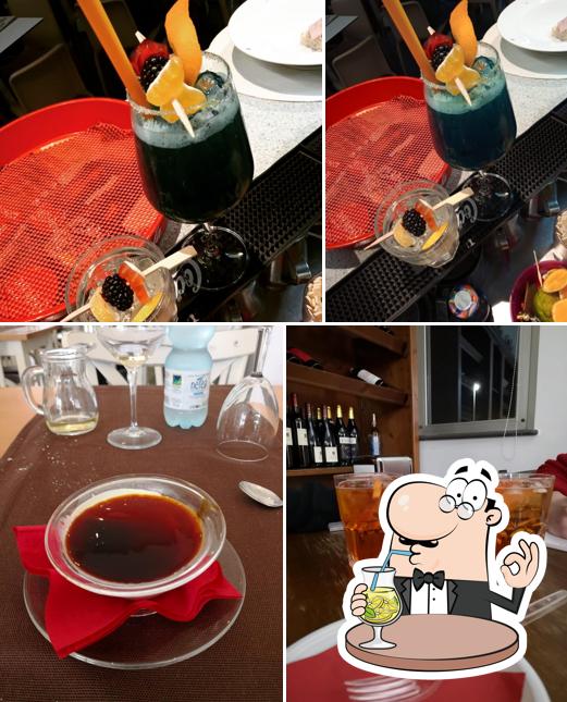 Prenditi un drink a Bar Enoteca Ristorante Torquati