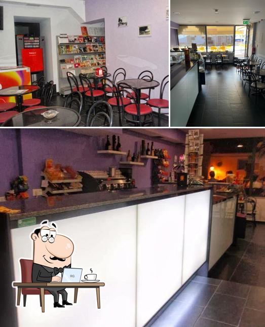 Посмотрите на внутренний интерьер "Café Snack Bar "Fora D'Horas""
