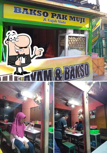 Mie Ayam Dan Bakso Pak Muji Restaurant Balikpapan Restaurant Reviews