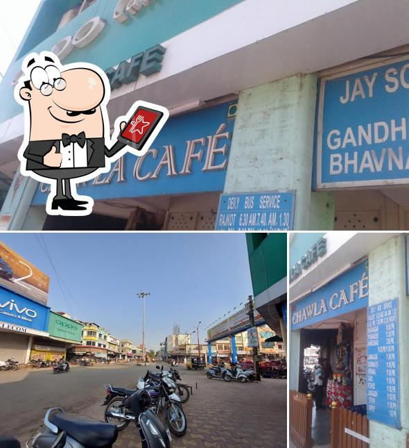 The exterior of Chawla Cafe