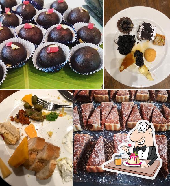 Kochi Kitchen, Kochi Marriott Hotel