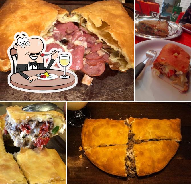 Comida em Dinho's Pizza Frita Pizzaria em Sorocaba