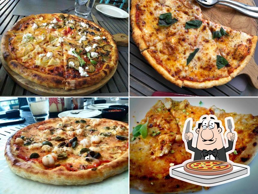 Try out pizza at Fava