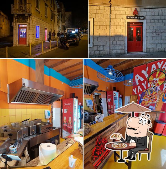 Guarda la foto che raffigura la esterno e interni di Casa de Fuego - Mexican food