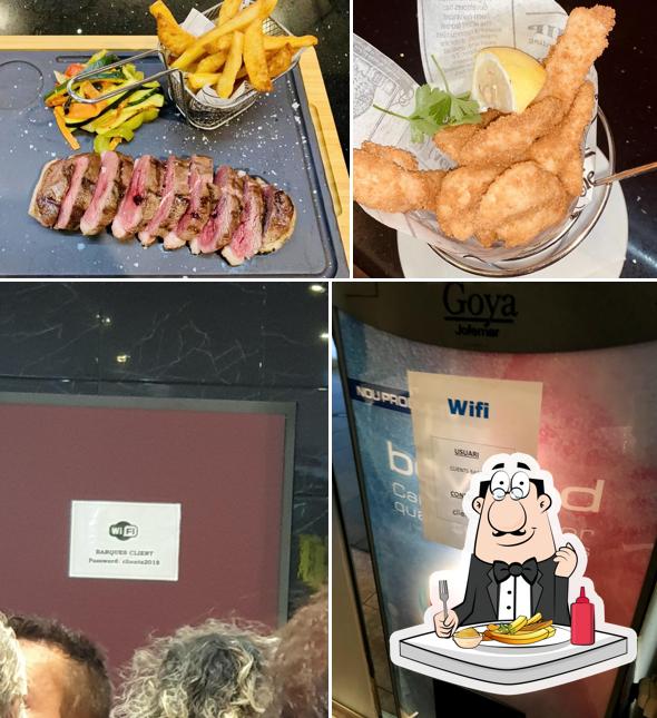 Dégustez des frites à RESTAURANT LES BARQUES