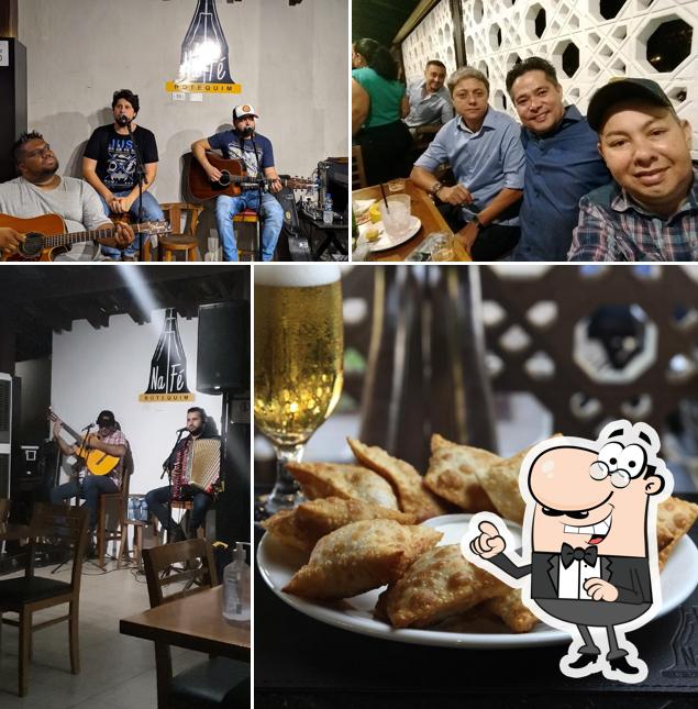 O interior do NaFé Botequim