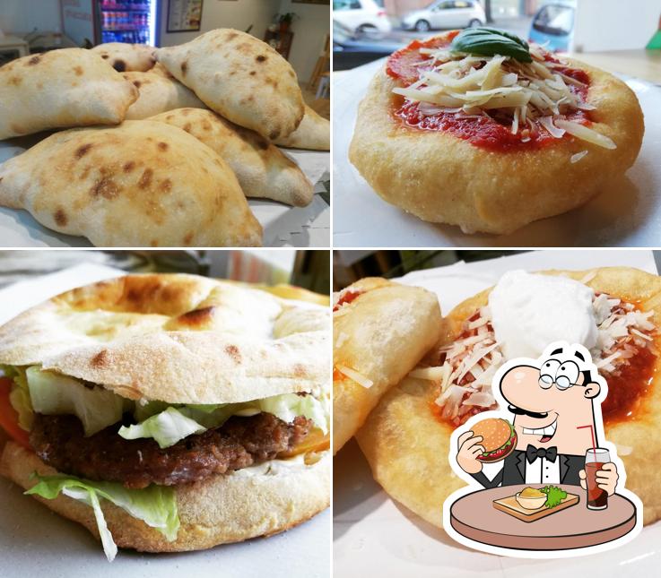 Prenditi un hamburger a Pronto Pizza Chieti