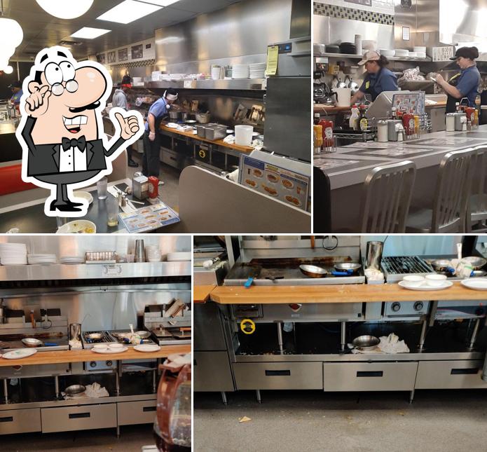 Waffle House, 8310 Wilsky Blvd in Tampa Restaurant menu and reviews
