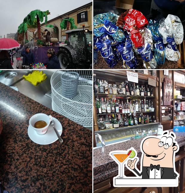 La immagine di bevanda e cibo da Bar Roma