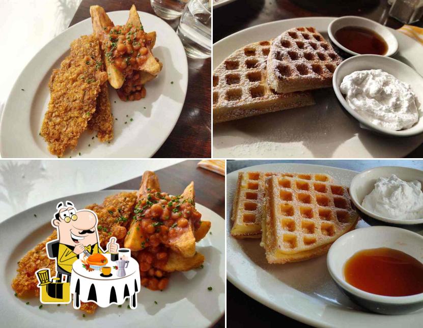 Meals at Gateway Taproom, BKC