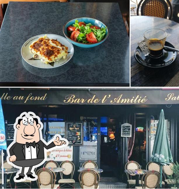 L’image de la intérieur et nourriture de Bar de L'Amitié’s