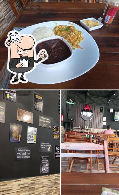 A imagem a Mor Bar E Espetaria’s interior e comida