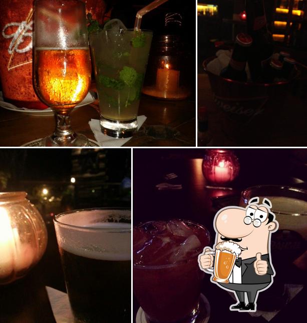 Peça uma tulipa de cerveja leve ou escura