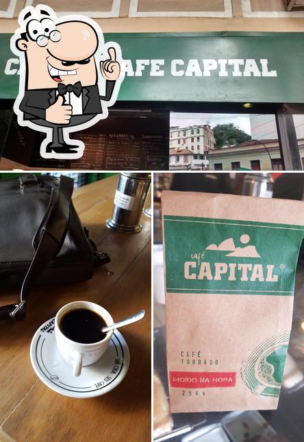 Mire esta imagen de House Coffee Capital