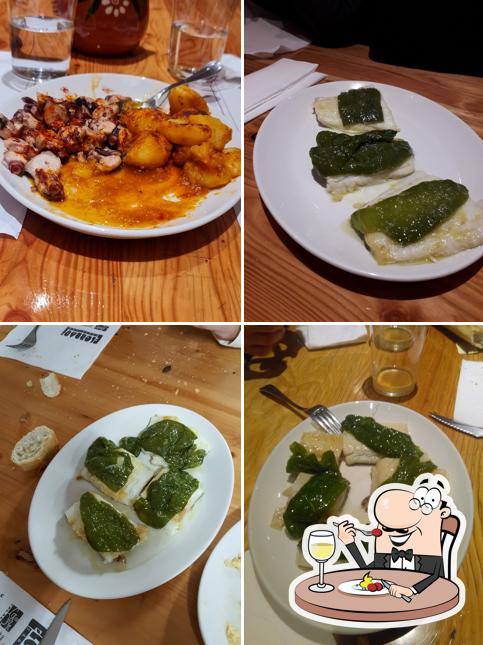 Meals at Elorrabi Sagardotegia