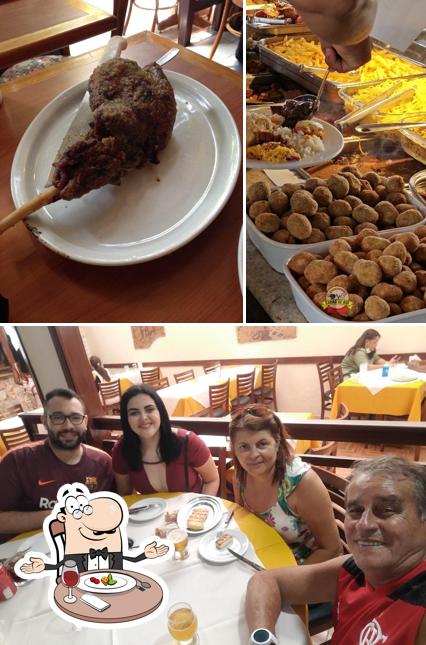 Mira las fotos que hay de comedor y comida en Restaurante e Churrascaria CARRO DE BOI