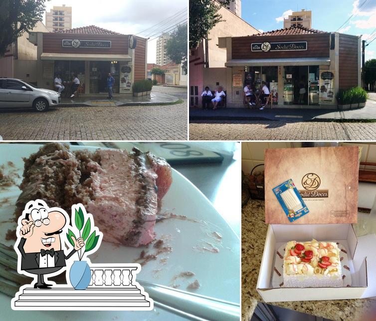 Entre diversos coisas, exterior e comida podem ser encontrados no Sodiê Doces Araraquara - Centro