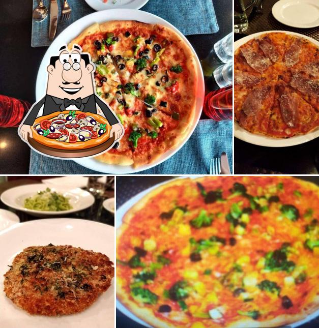 Try out pizza at Fratelli Fresh - Renaissance Hotel