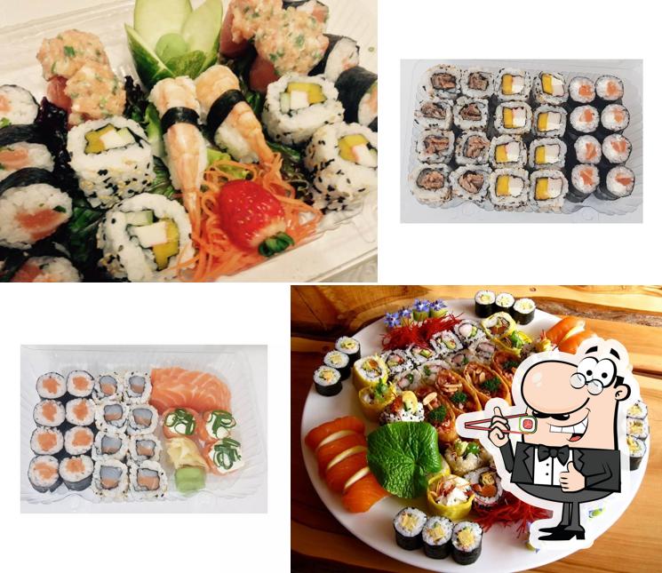 Rolos de sushi são servidos no Oishii Sushi Delivery