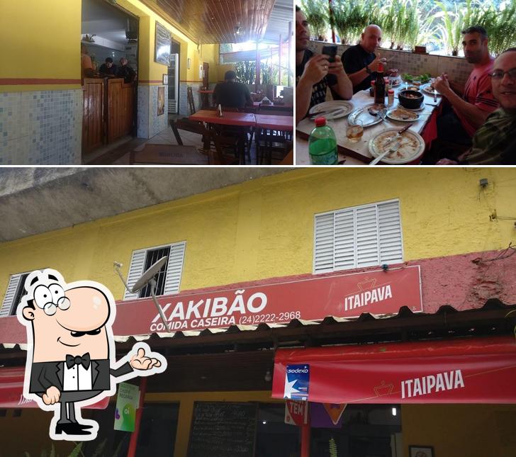 Veja imagens do interior do Rest. Xakibão