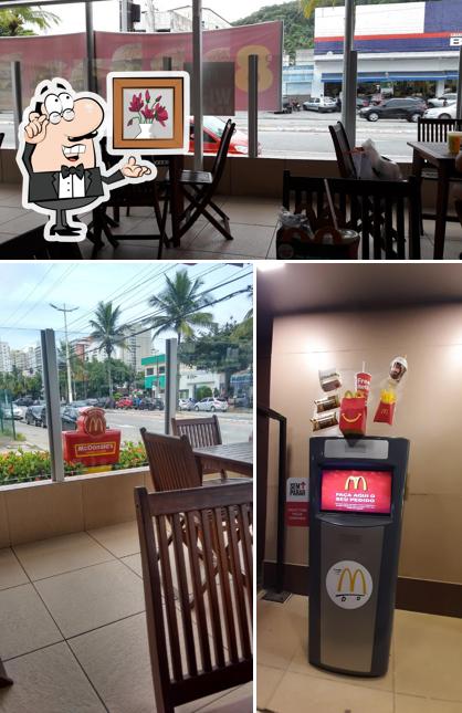 O interior do McDonald's