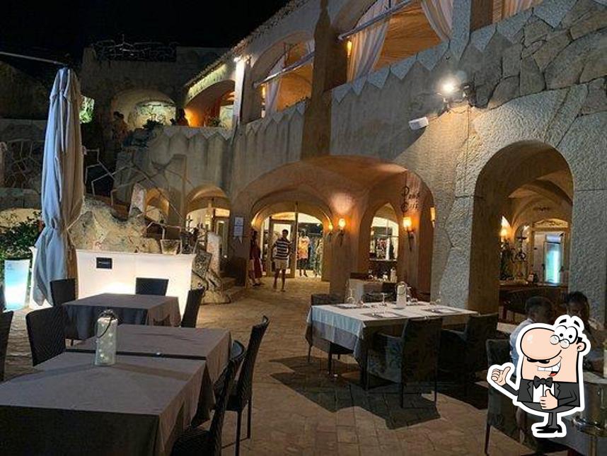 See this pic of Koast cafe Porto Cervo