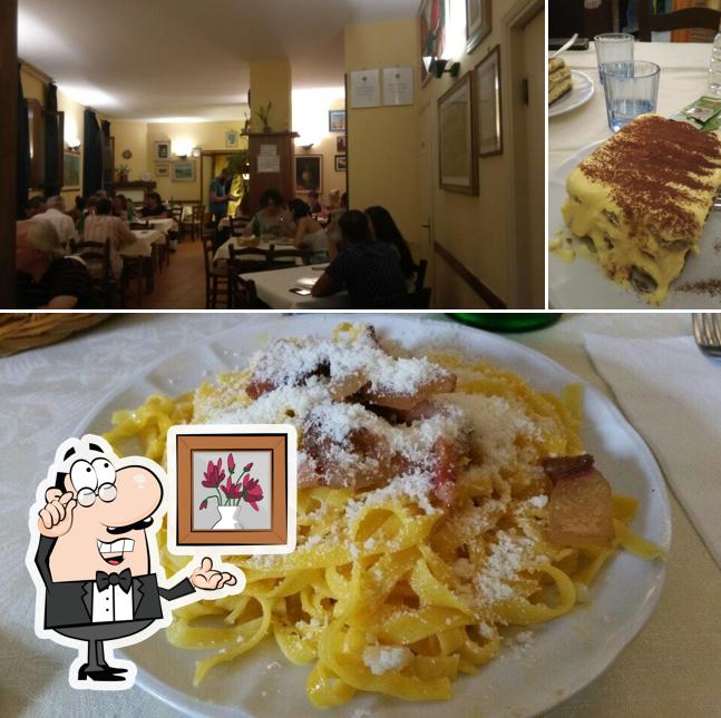 La foto della interni e cibo di Trattoria Da Regina