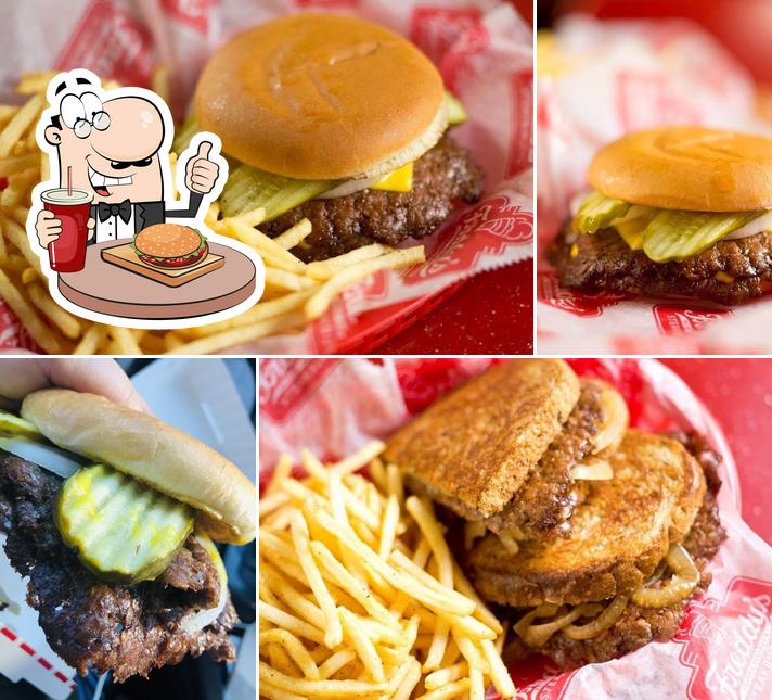 Freddy's Frozen Custard & Steakburgers, 7000 E Mayo Blvd 5 in Phoenix