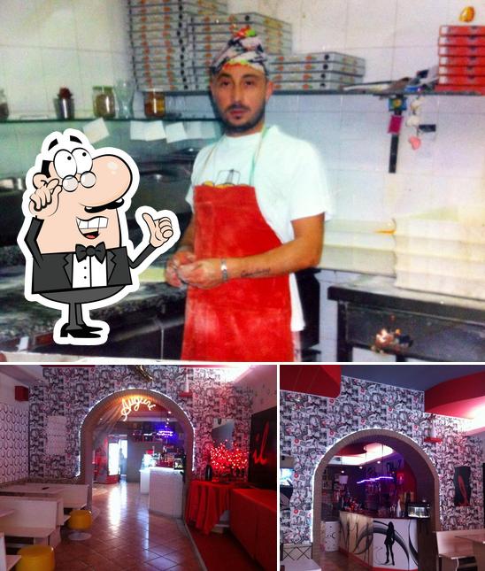 El interior de Il Pizzicotto