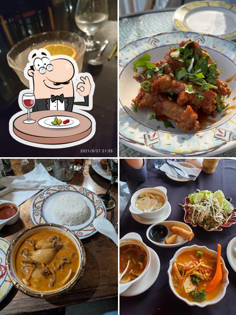 Nuk's Thai Cuisine, 201 James St in De Pere Restaurant reviews