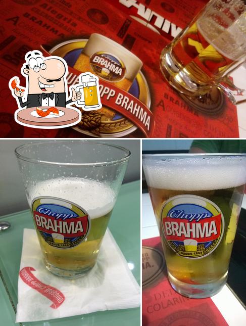 Peça uma tulipa de cerveja leve ou escura