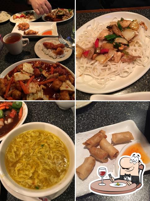Cool Basil Altoona in Altoona Restaurant menu and reviews