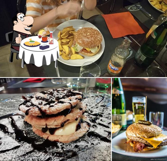 Prova un hamburger a EAT Viterbo - Ristorante Pizzeria