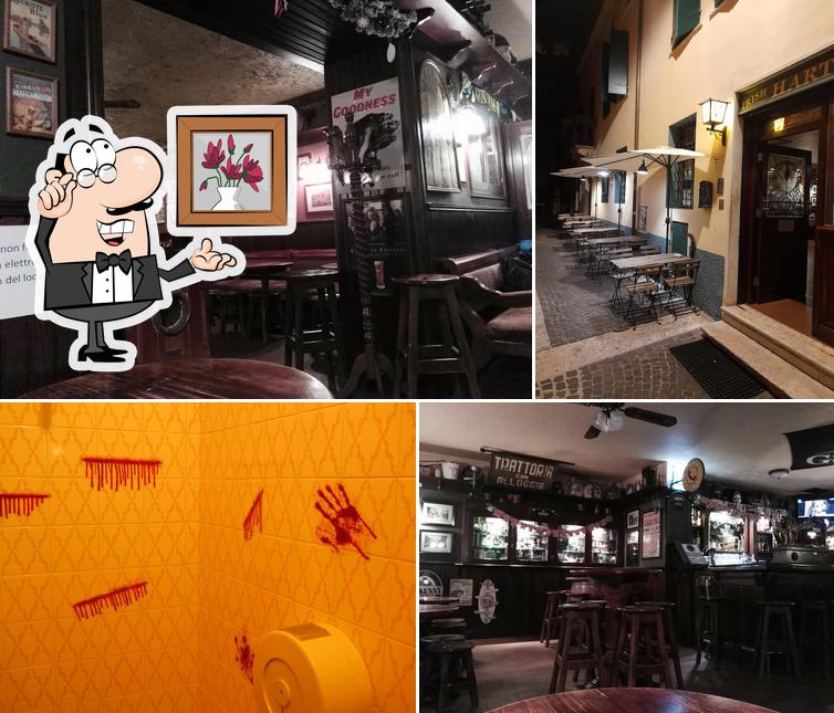 Siediti a un tavolo di Hartigan's Irish Pub